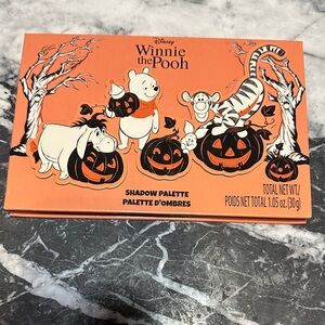 Disney Winnie the Pooh Halloween Shadow Palette - Orange and Black